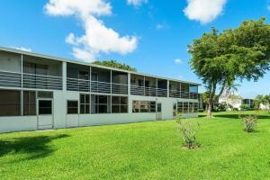 Property for Sale at 98 E Kingswood E, West Palm Beach, Palm Beach County, Florida - Bedrooms: 1 
Bathrooms: 1  - $88,000