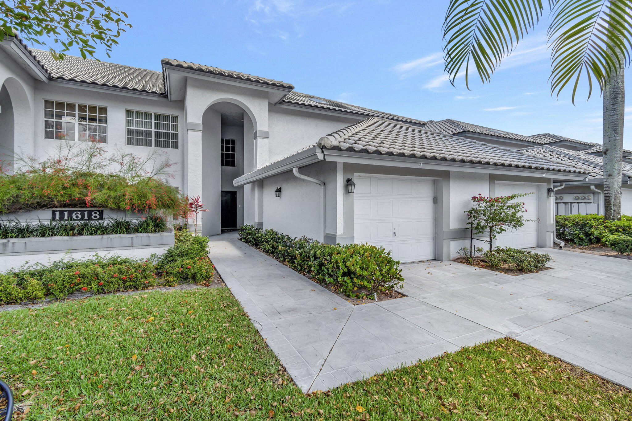 Property for Sale at 11618 Briarwood Circle 2, Boynton Beach, Palm Beach County, Florida - Bedrooms: 2 
Bathrooms: 2  - $455,000
