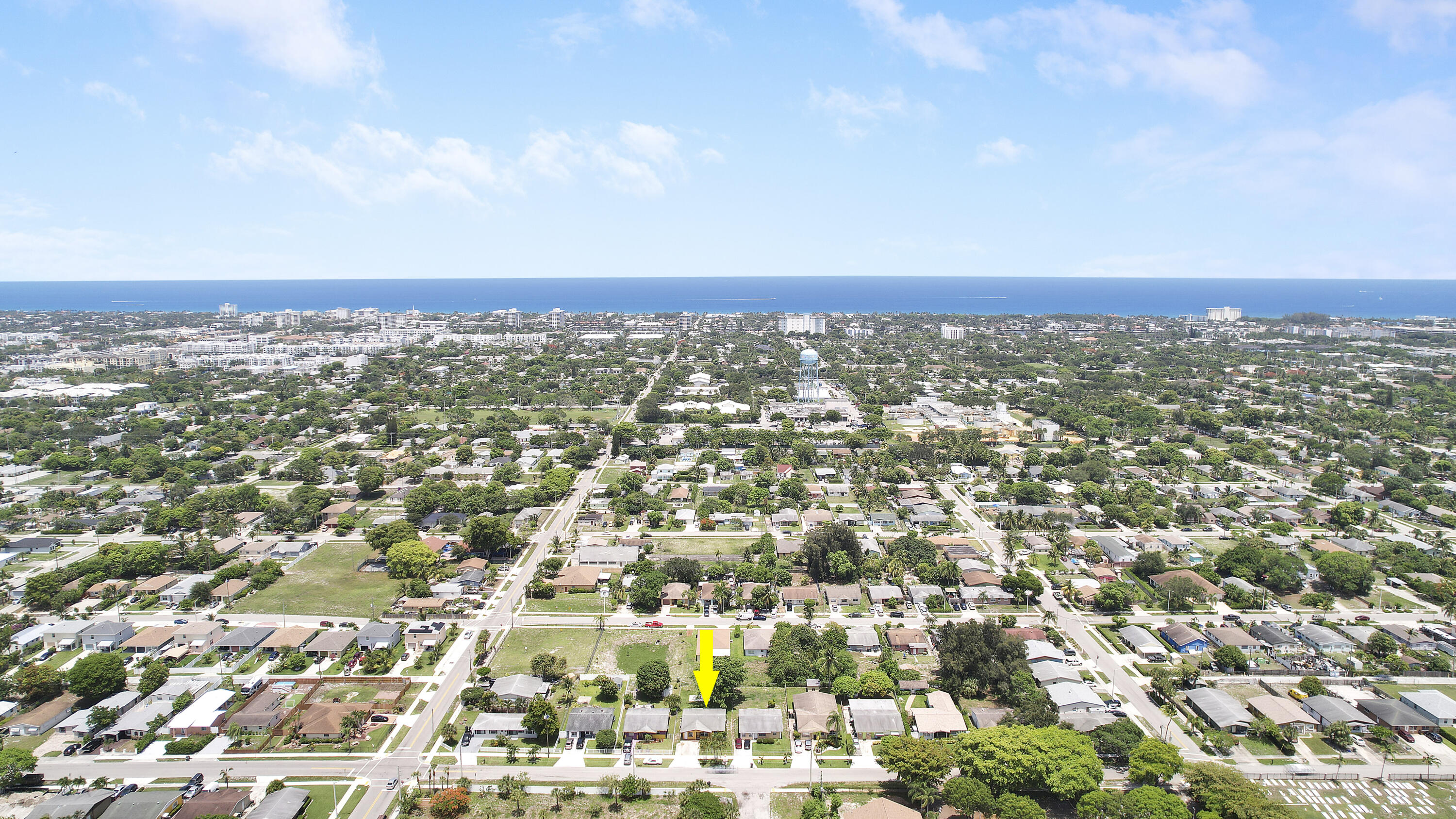 Property for Sale at 417 Sw 8th Avenue, Delray Beach, Palm Beach County, Florida - Bedrooms: 3 
Bathrooms: 2  - $500,000