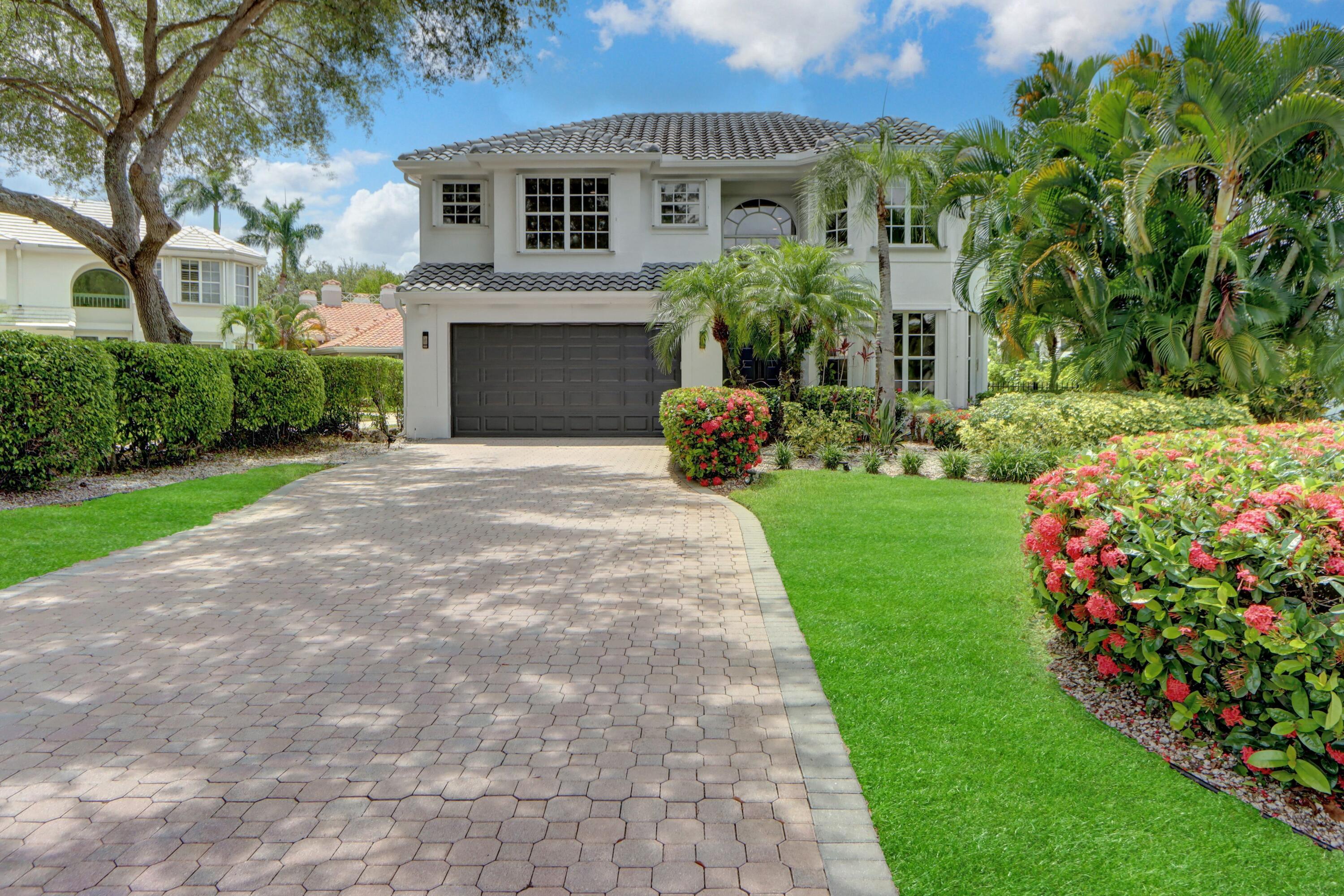 4220 Nw 58th Lane, Boca Raton, Palm Beach County, Florida - 3 Bedrooms  
2.5 Bathrooms - 