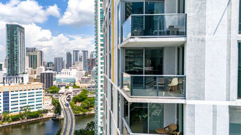 Photo of 31 SE 6th Street #2601, Miami, FL 33131 (MLS # RX-11112621)
