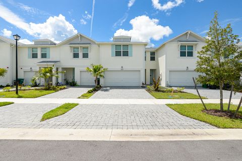 Photo of 373 Salisbury Circle, Fort Pierce, FL 34982 (MLS # RX-11119252)