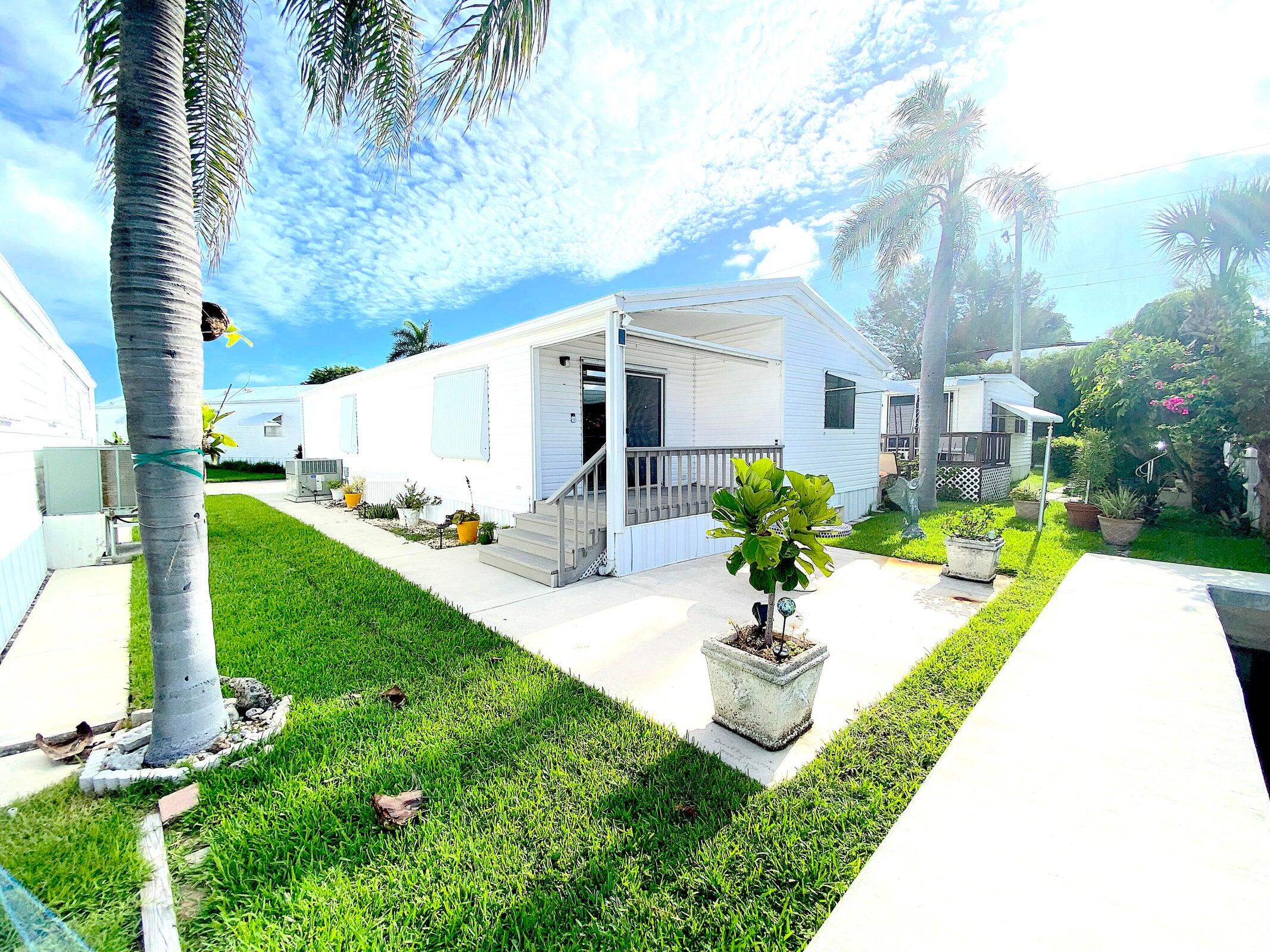 Property for Sale at 203 S Heron Drive O, Briny Breezes, Palm Beach County, Florida - Bedrooms: 2 
Bathrooms: 2  - $725,000