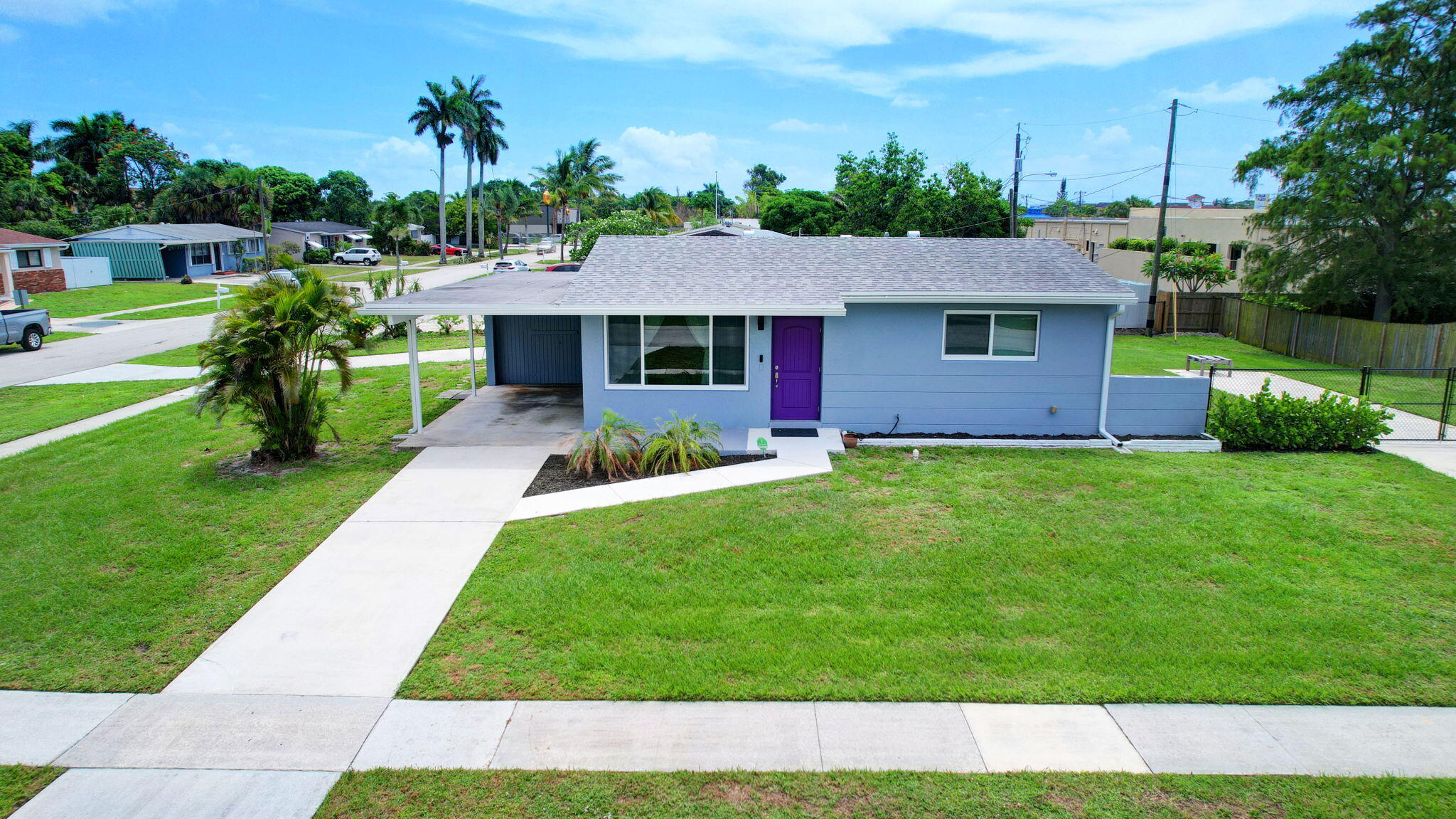 148 Cayman Drive, Palm Springs, Miami-Dade County, Florida - 2 Bedrooms  
1 Bathrooms - 