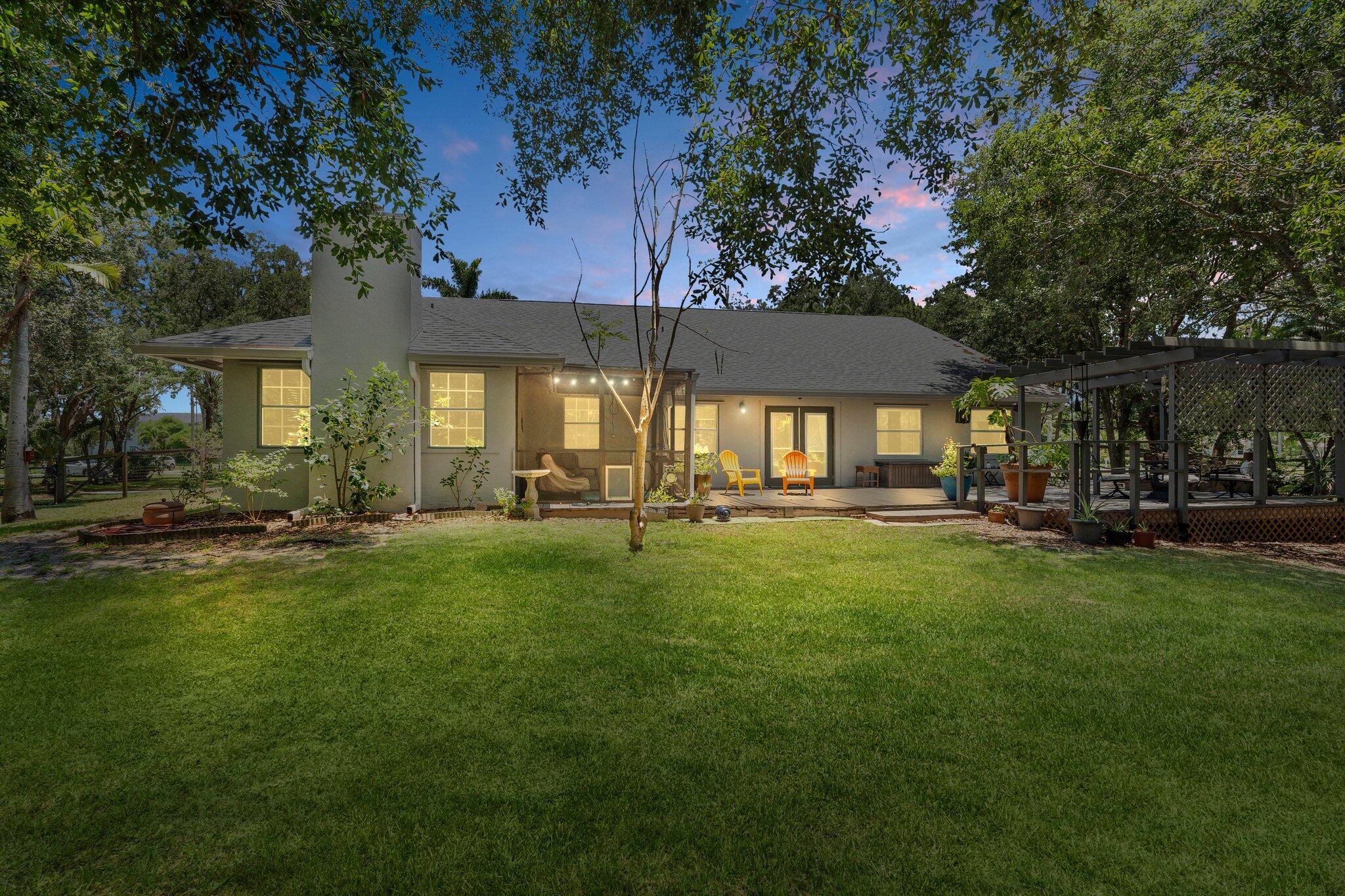 16673 75th Way, Palm Beach Gardens, Palm Beach County, Florida - 4 Bedrooms  
2 Bathrooms - 