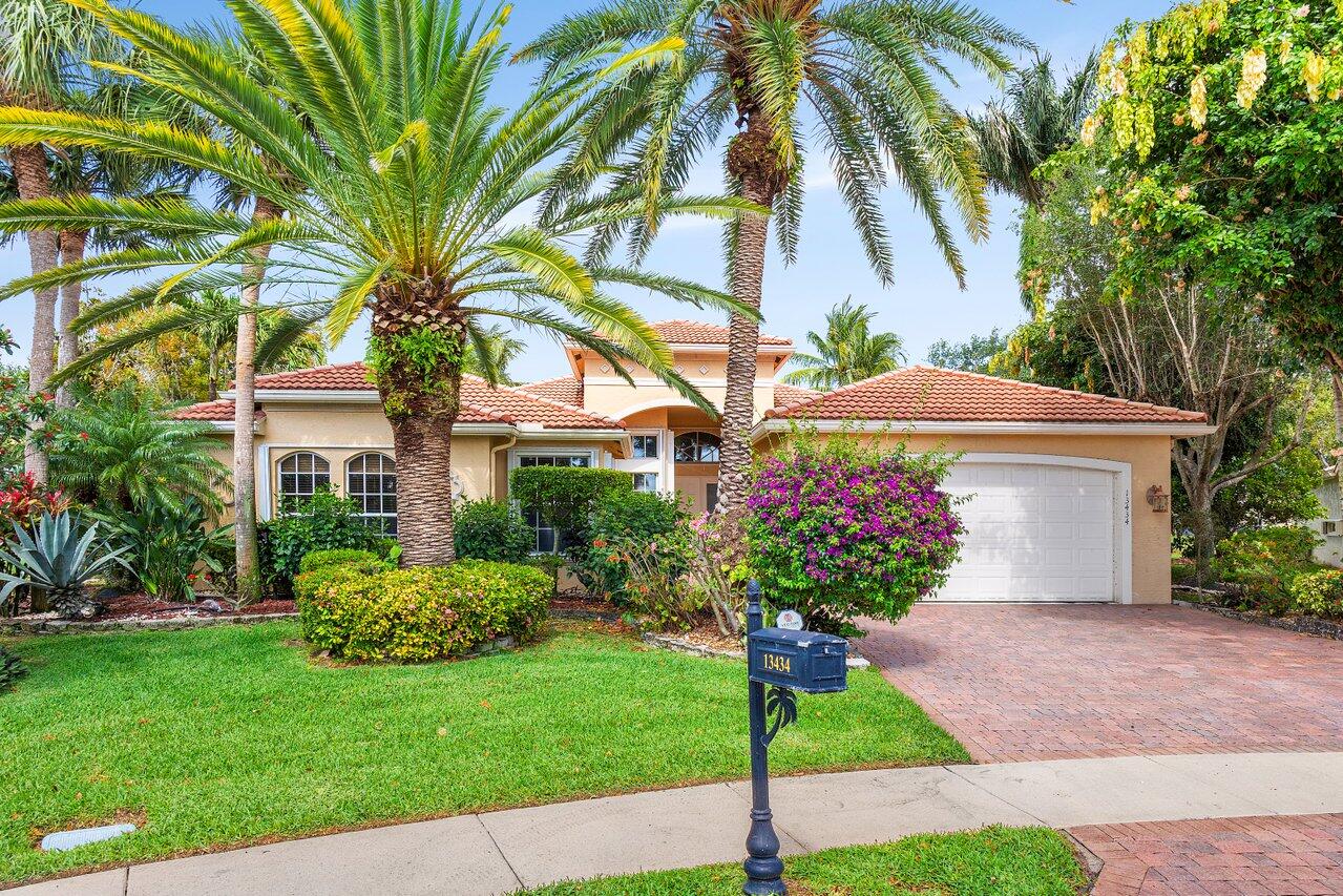 13434 Shell Beach Court, Delray Beach, Palm Beach County, Florida - 3 Bedrooms  
2.5 Bathrooms - 