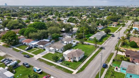 Tiny photo for 2403 Scott Street St, Hollywood, FL 33020 (MLS # RX-11119447)