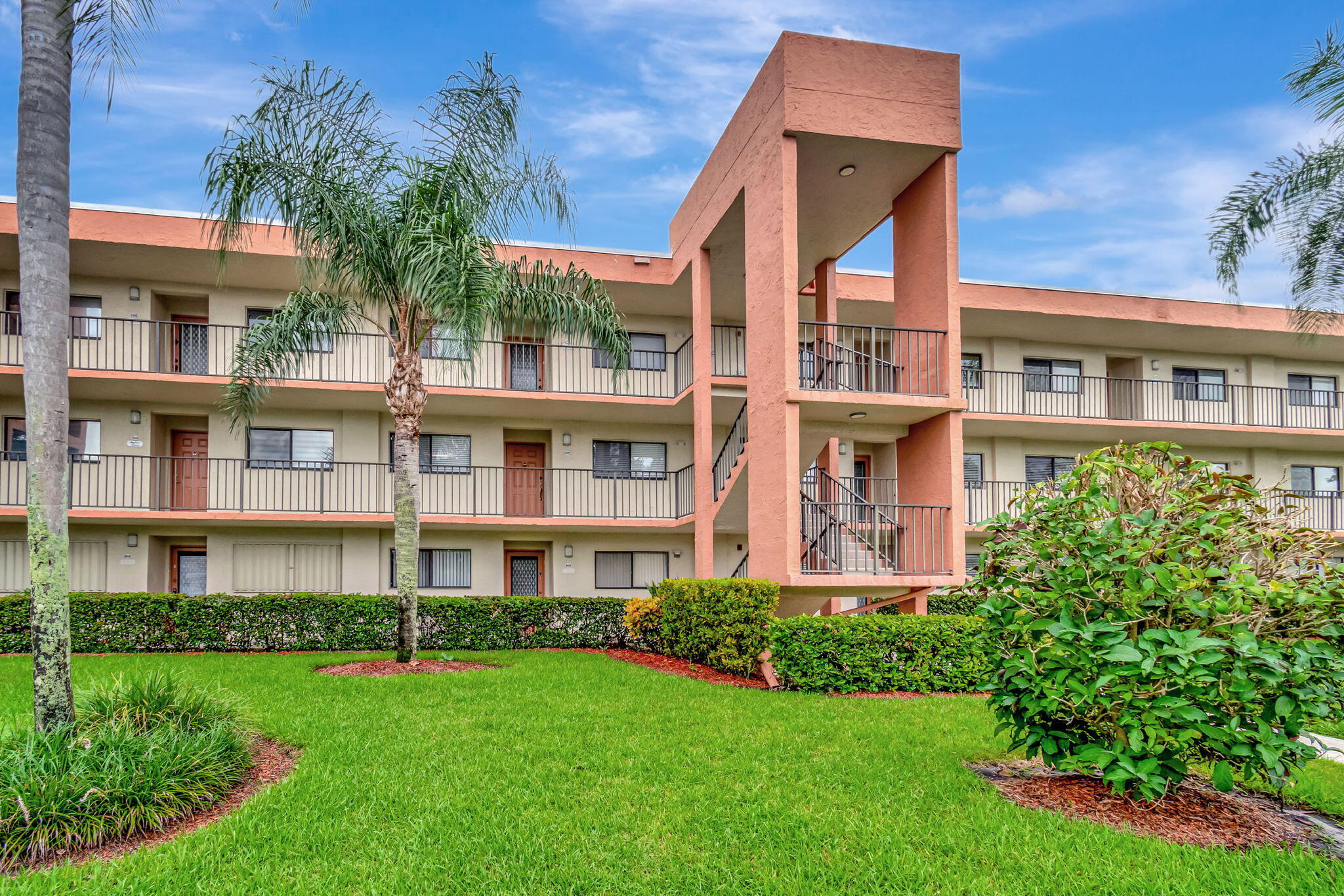 5598 Witney Drive 109, Delray Beach, Palm Beach County, Florida - 2 Bedrooms  
2 Bathrooms - 