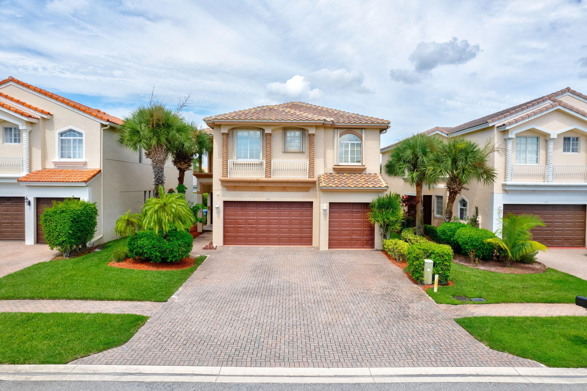 103 Bellezza Terrace, Royal Palm Beach, Palm Beach County, Florida - 5 Bedrooms  
4 Bathrooms - 