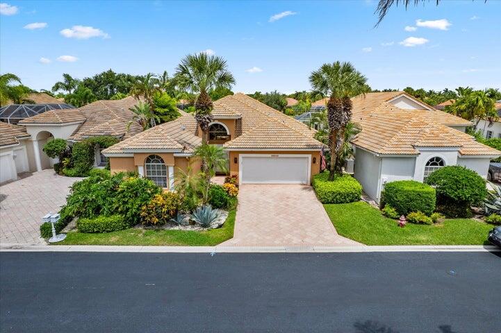 Property for Sale at 10786 Greenbriar Villa Drive, Lake Worth, Palm Beach County, Florida - Bedrooms: 2 
Bathrooms: 2.5  - $779,000