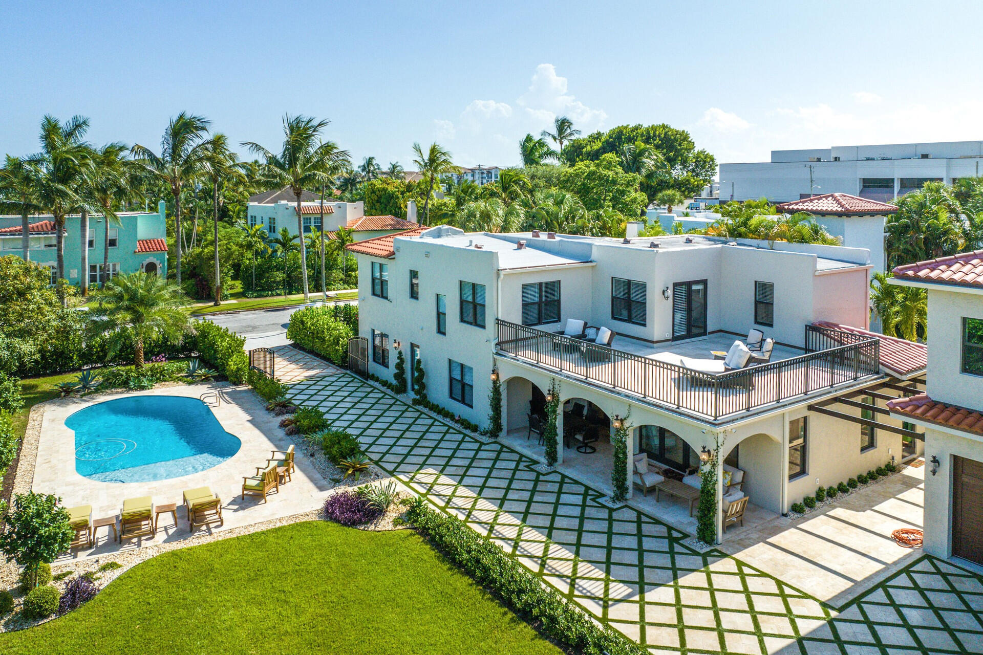 Property for Sale at 315 Dyer Road, West Palm Beach, Palm Beach County, Florida - Bedrooms: 5 
Bathrooms: 4  - $6,295,000