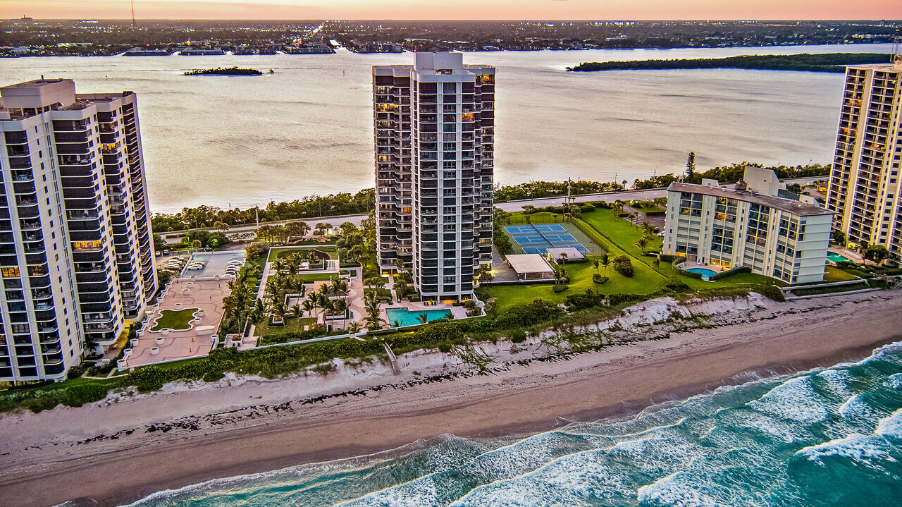 5380 N Ocean Drive 2-I, Singer Island, Palm Beach County, Florida - 3 Bedrooms  
3.5 Bathrooms - 