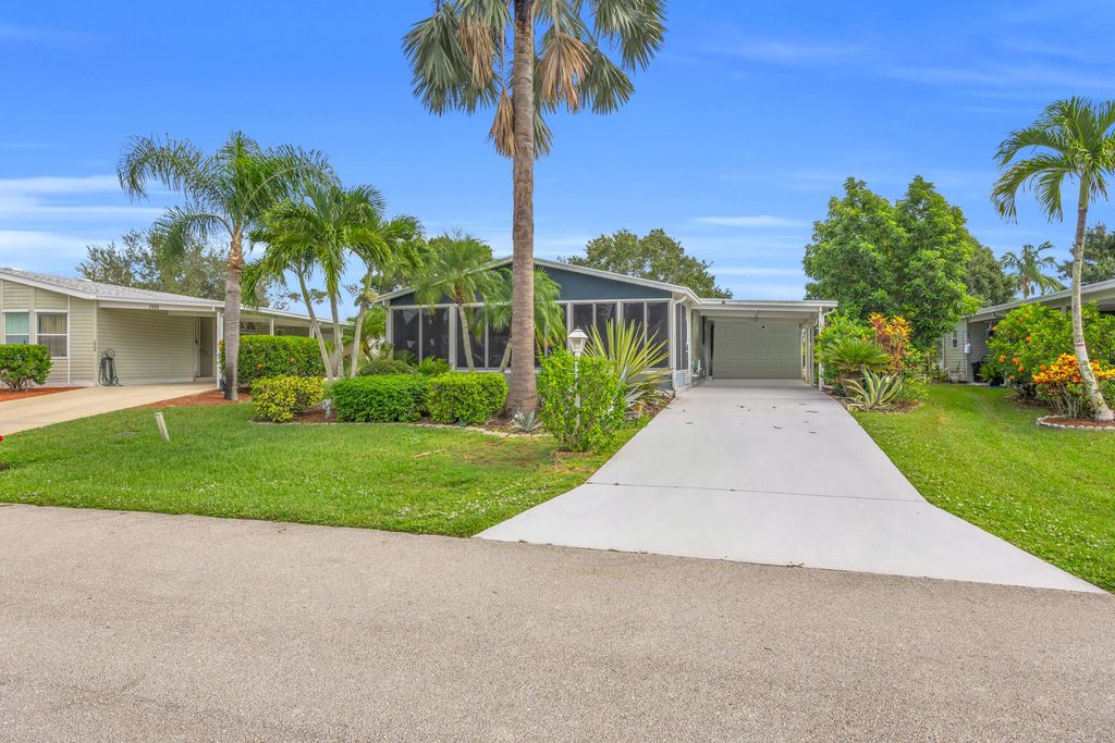 Photo of 2904 Nine Iron Drive, Port Saint Lucie, FL 34952 (MLS # RX-11119461)