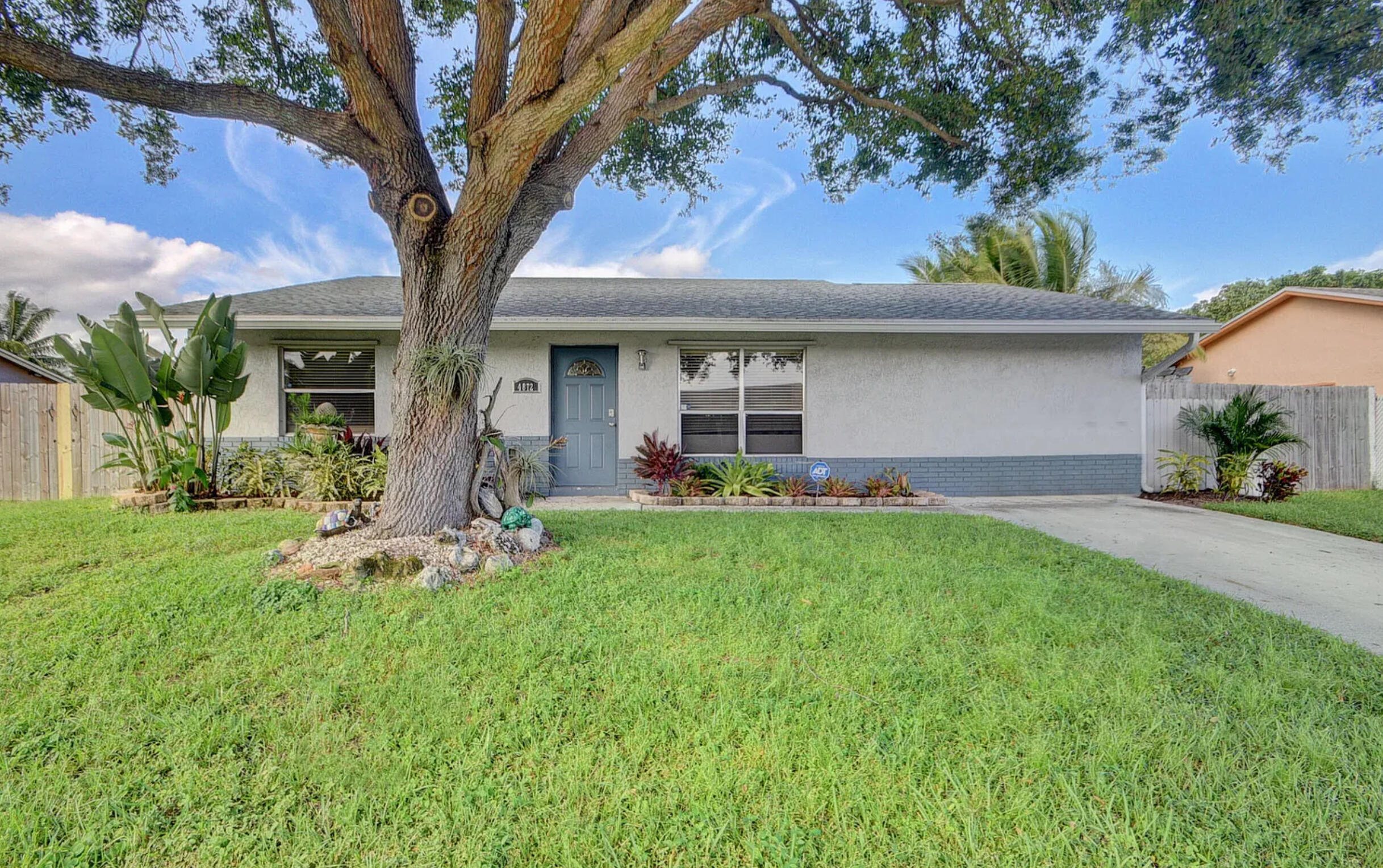 4872 Poseidon Place, Lake Worth, Palm Beach County, Florida - 3 Bedrooms  
2 Bathrooms - 