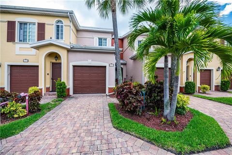 20131 Estero Gardens CIR 104 ESTERO FL 33928