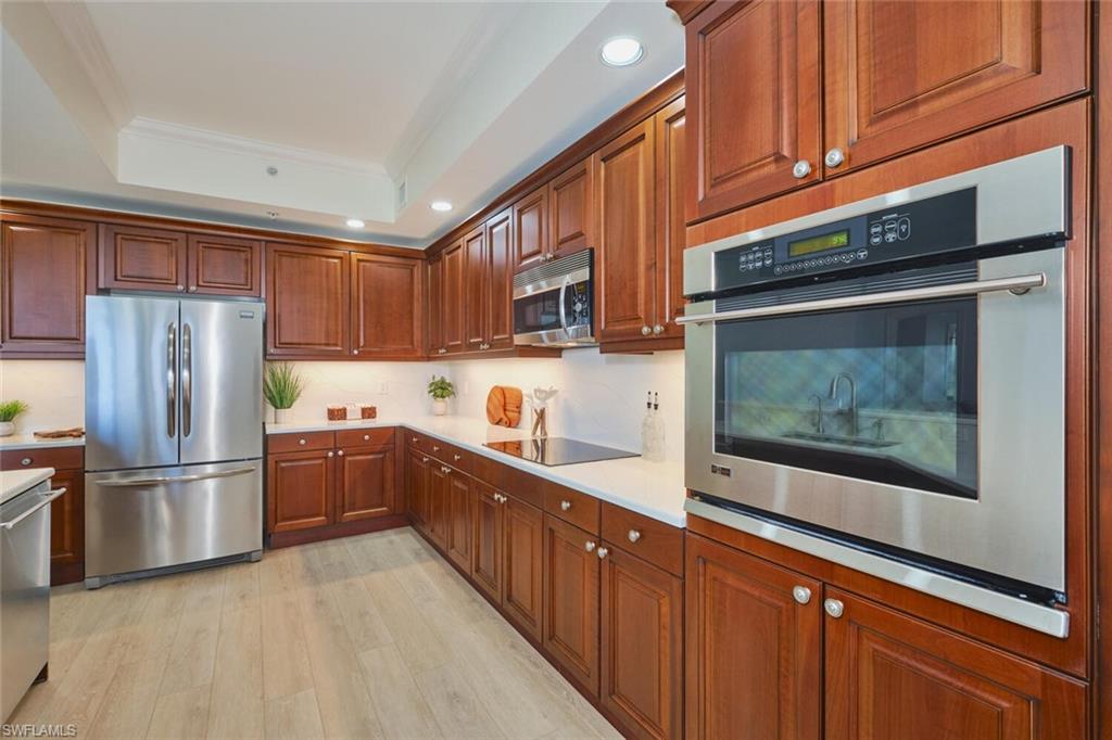 14300 Riva Del Lago DR 805