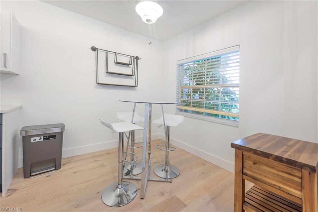 Naples, Florida 34109, United States, 2 Bedrooms Bedrooms, ,2 BathroomsBathrooms,Residential,Pending,87522