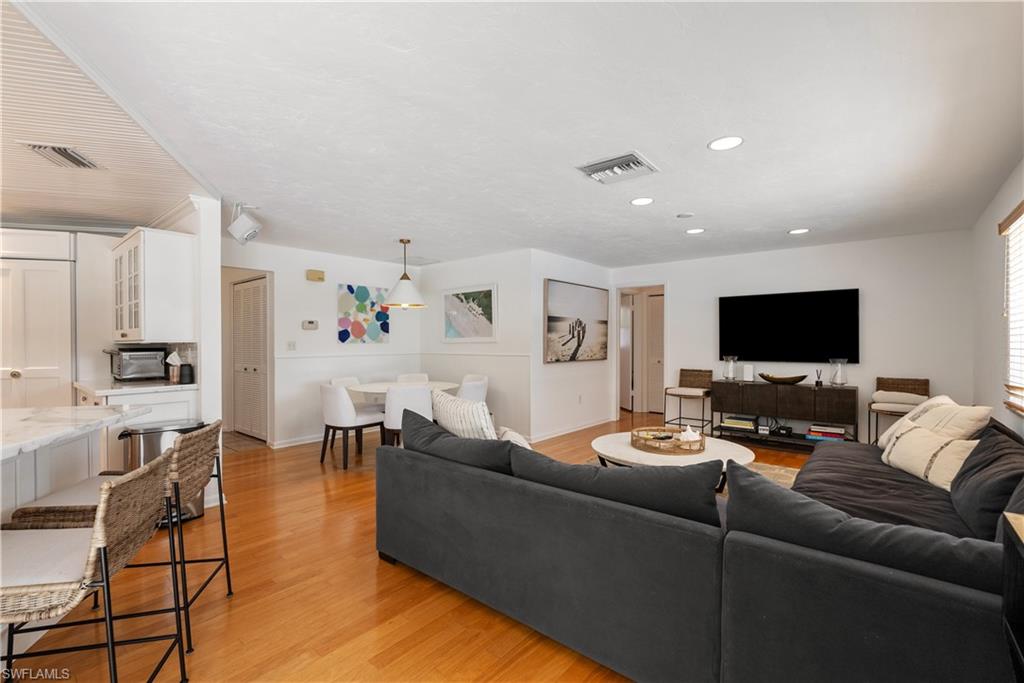 626 Regatta RD