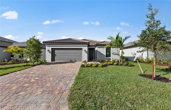 3941 BUTTON SAGE RD, ALVA, FL 33920 - Image 051ec8e1ae856a6e43628a62a2e4dde2/1925158675