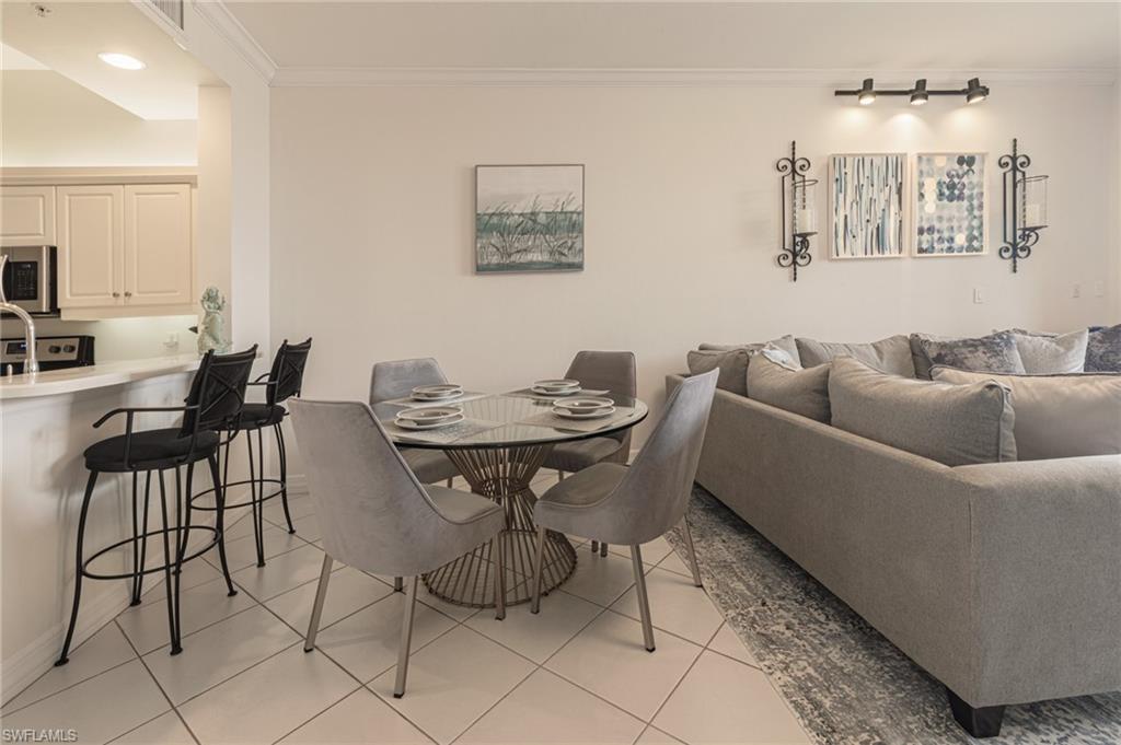 Naples, Florida 34102, United States, 2 Bedrooms Bedrooms, ,2 BathroomsBathrooms,Residential,Active,52981