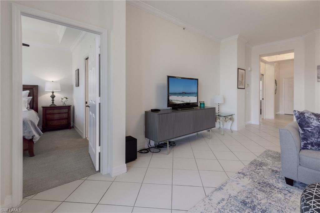 Naples, Florida 34102, United States, 2 Bedrooms Bedrooms, ,2 BathroomsBathrooms,Residential,Active,52981