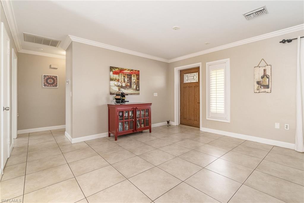 2224 Ivy AVE