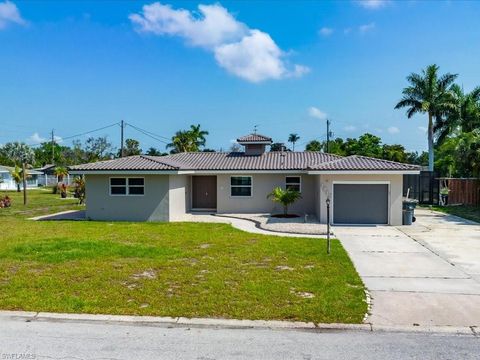 1015 Ione DR, Fort Myers, FL 33919 - #: 224042210