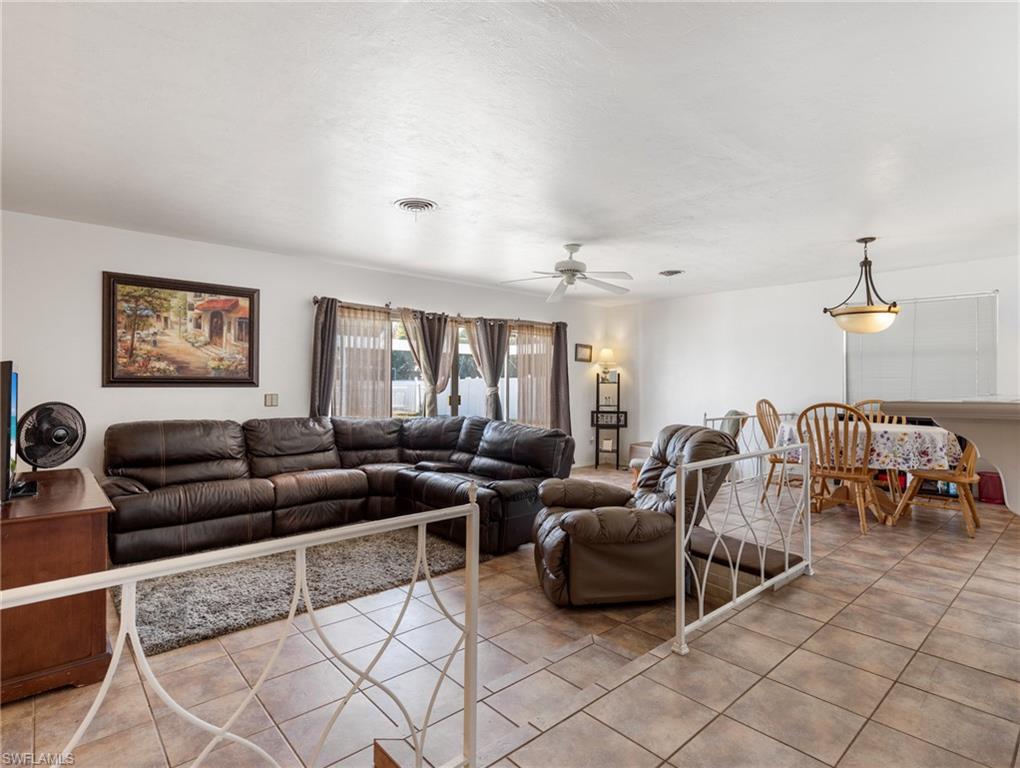 2107 Woodland BLVD