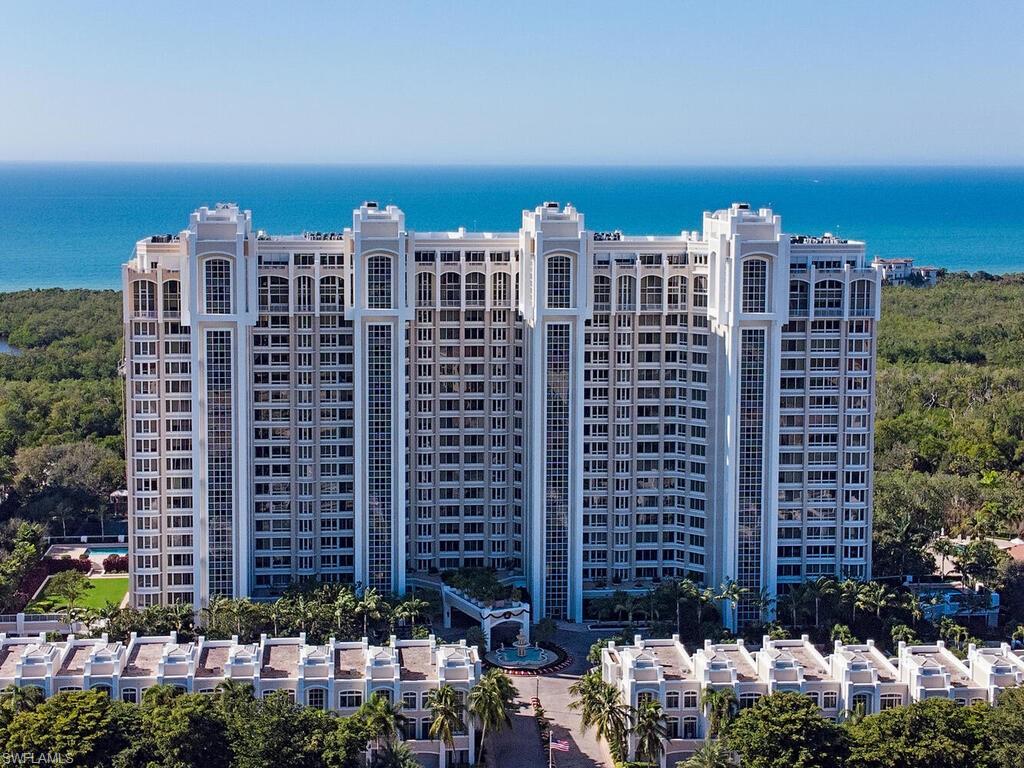 7117 PELICAN BAY BLVD 1106