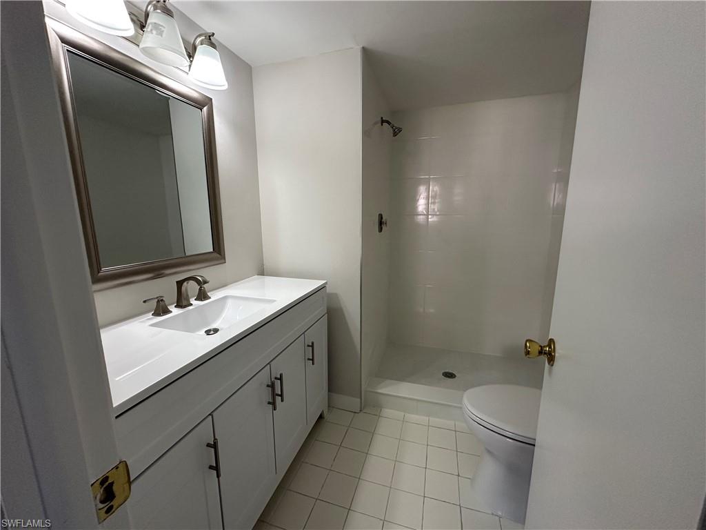 Naples, Florida 34105, United States, 2 Bedrooms Bedrooms, ,2 BathroomsBathrooms,Residential,Active,184923