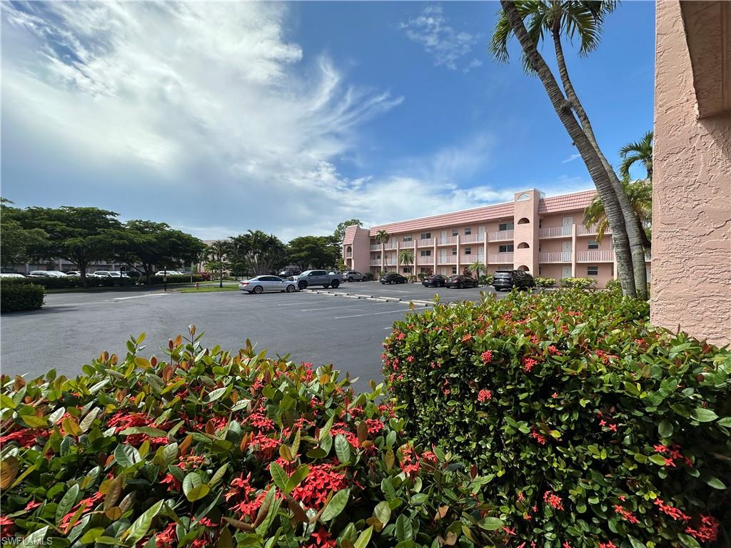 Naples, Florida 34105, United States, 2 Bedrooms Bedrooms, ,2 BathroomsBathrooms,Residential,Active,184923