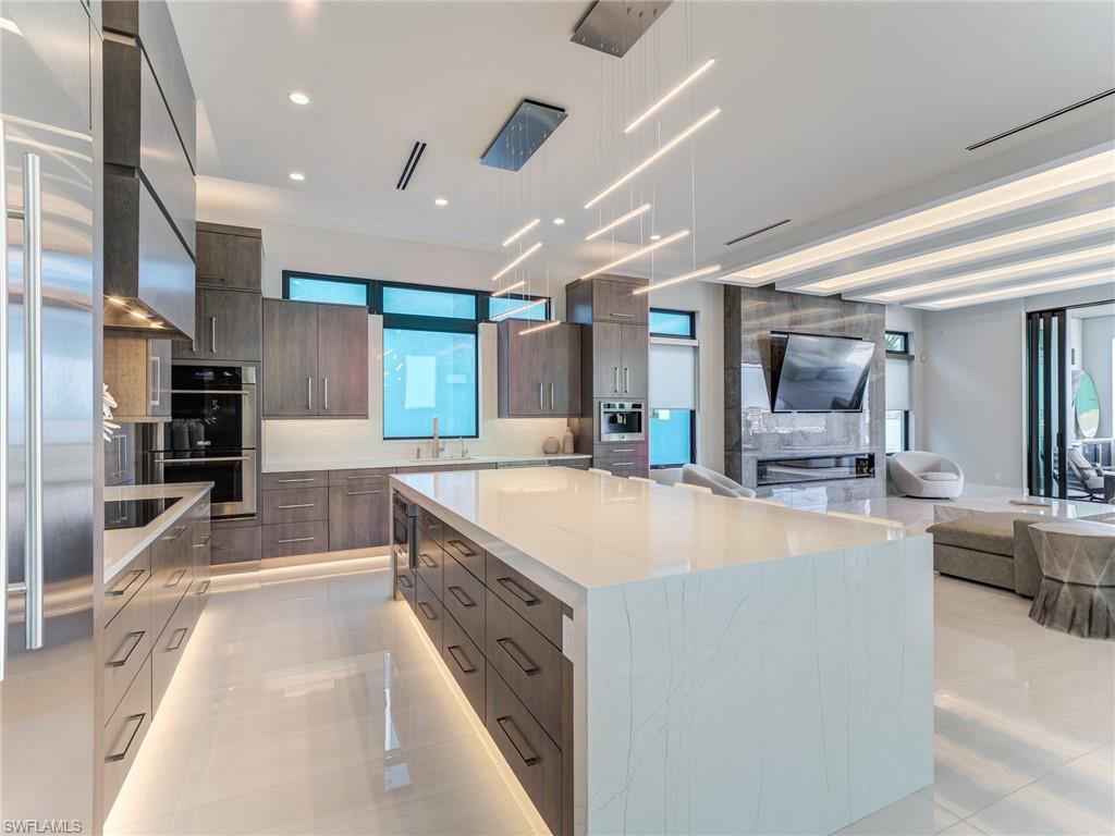 841 San Carlos DR