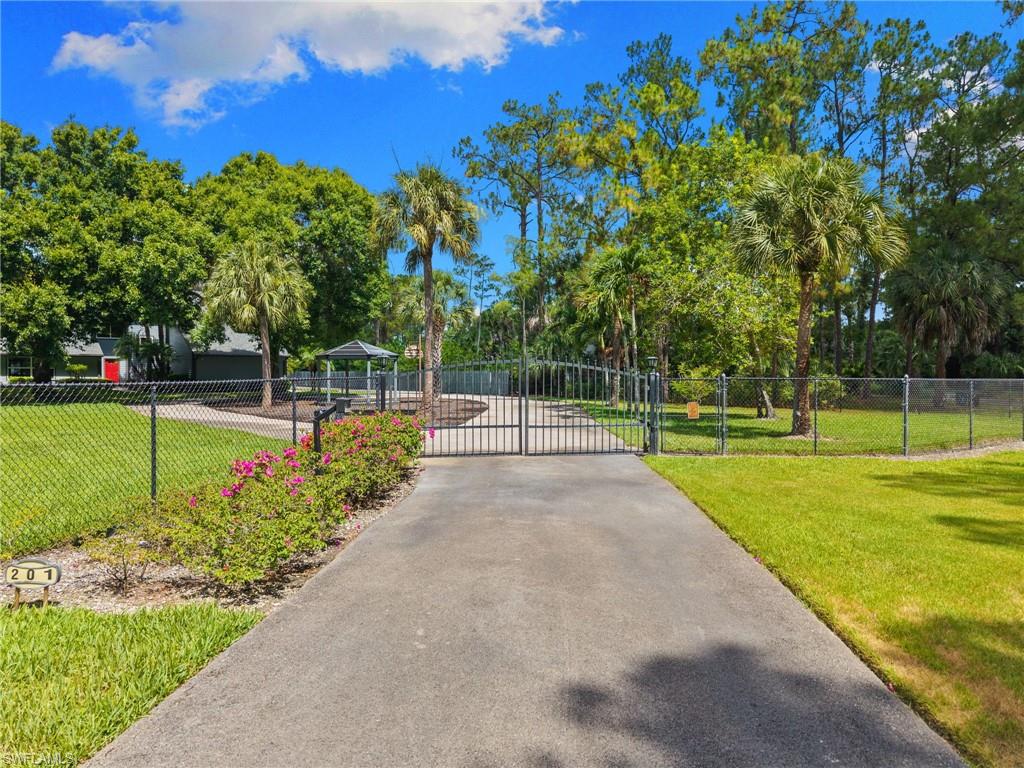 201 Perkins DR