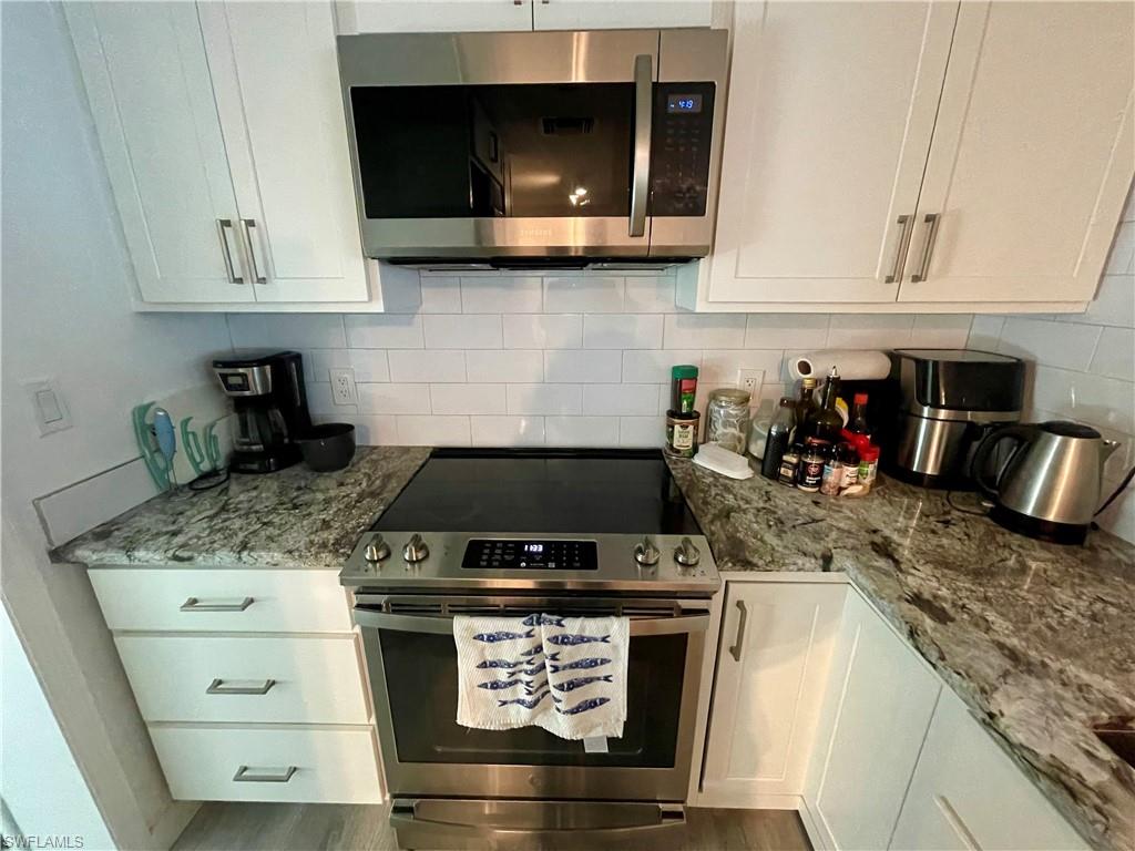 Naples, Florida 34102, United States, 4 Bedrooms Bedrooms, ,2 BathroomsBathrooms,Residential,Active,31142