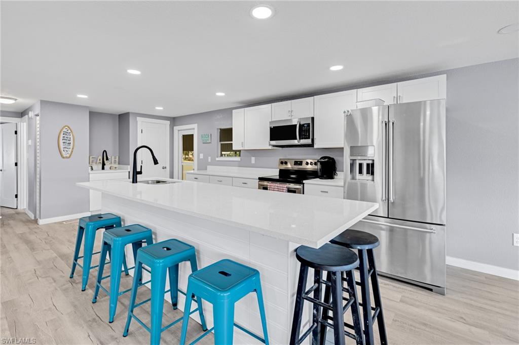 Fort Myers Beach, Florida 33931, United States, 2 Bedrooms Bedrooms, ,2 BathroomsBathrooms,Residential,Active,56983