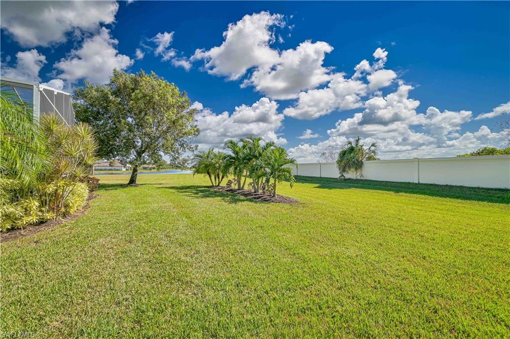 Alva, Florida 33920, United States, 2 Bedrooms Bedrooms, ,2 BathroomsBathrooms,Residential,Pending,31520