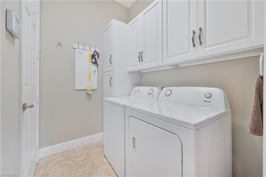 Alva, Florida 33920, United States, 2 Bedrooms Bedrooms, ,2 BathroomsBathrooms,Residential,Pending,31520