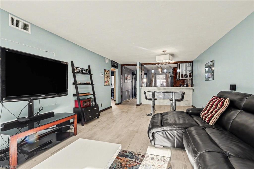 4150 Looking Glass LN 3903