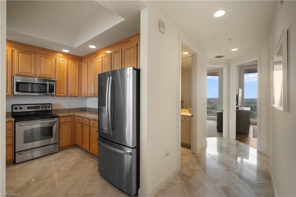 2090 W 1st ST J2510