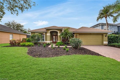 9921 Rookery CIR ESTERO FL 33928