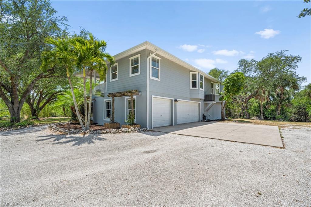18250 Parkridge CT