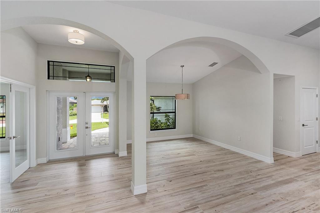 346 SW 28th PL