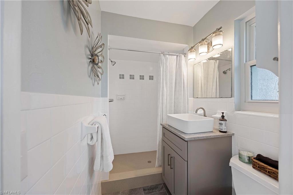 Cape Coral, Florida 33904, United States, 3 Bedrooms Bedrooms, ,3 BathroomsBathrooms,Residential,Contingent,138652