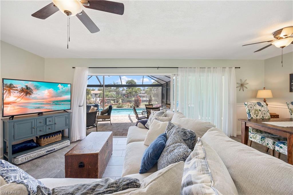 Cape Coral, Florida 33904, United States, 3 Bedrooms Bedrooms, ,3 BathroomsBathrooms,Residential,Contingent,138652