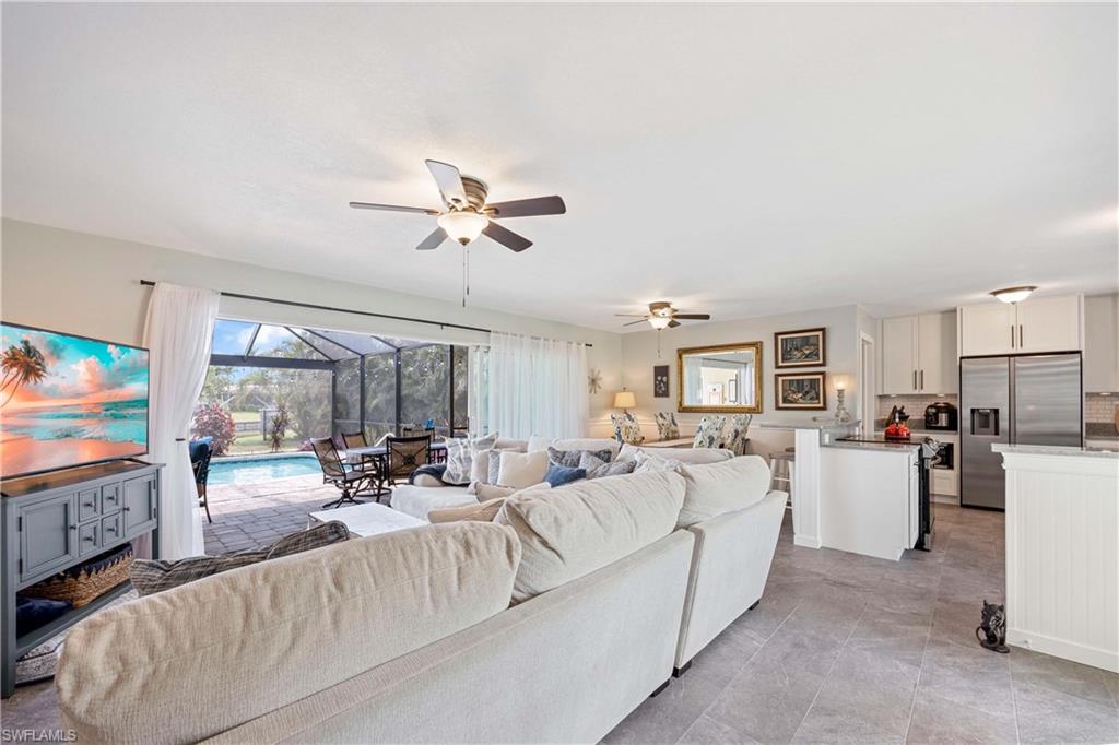 Cape Coral, Florida 33904, United States, 3 Bedrooms Bedrooms, ,3 BathroomsBathrooms,Residential,Contingent,138652