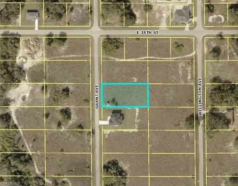 1718 Grant AVE LEHIGH ACRES FL 33972