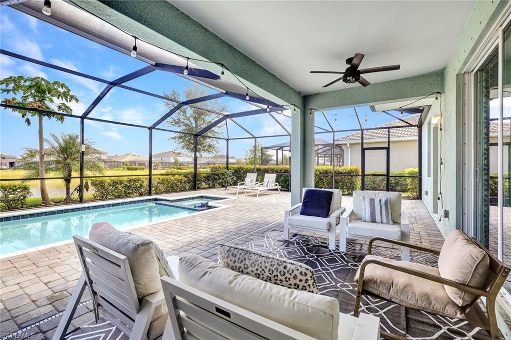 2369 Tangerine LN