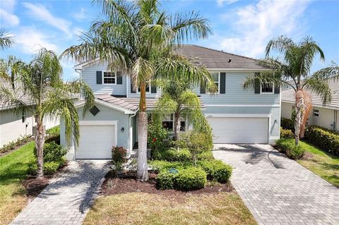 2369 Tangerine LN NAPLES FL 34120