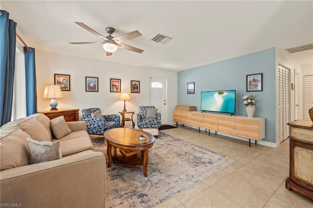 Naples, Florida 34112, United States, 2 Bedrooms Bedrooms, ,2 BathroomsBathrooms,Residential,Active,42642