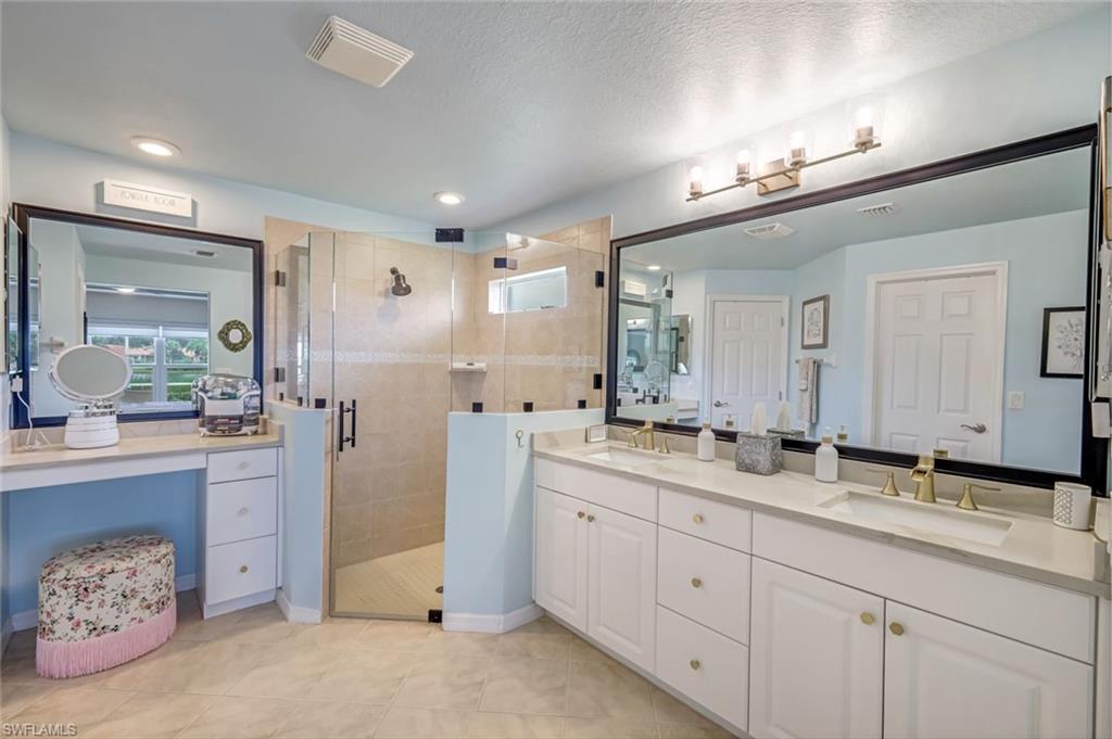 Estero, Florida 33967, United States, 2 Bedrooms Bedrooms, ,2 BathroomsBathrooms,Residential,Active,200764